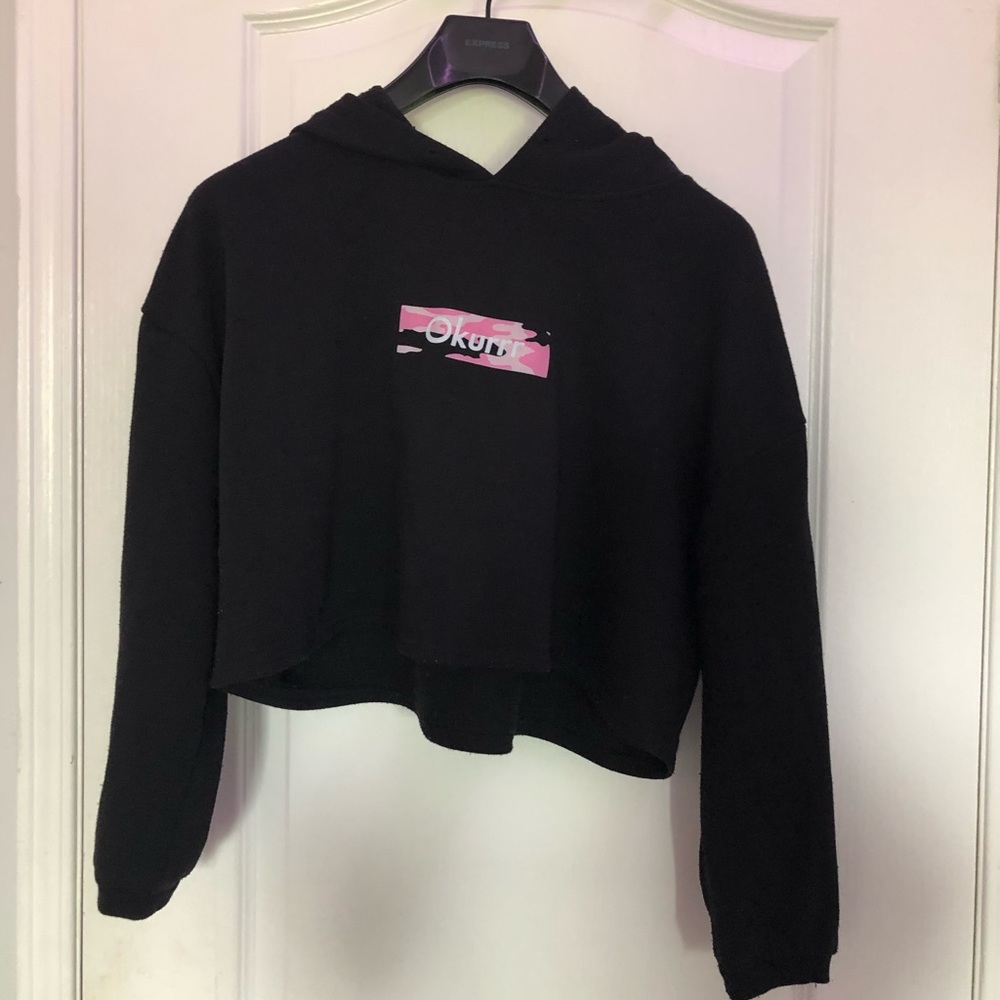 Black cropped hoodie